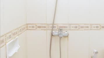 Standard Double Room, Non Smoking | Bathroom | Shower, towels, soap