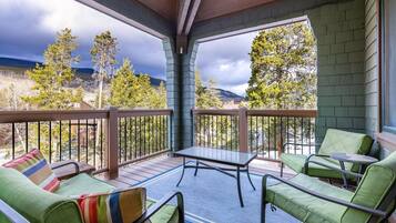 Townhome, 2 Bedrooms | Balcony