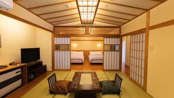 Special Room | In-room safe, free WiFi, bed sheets