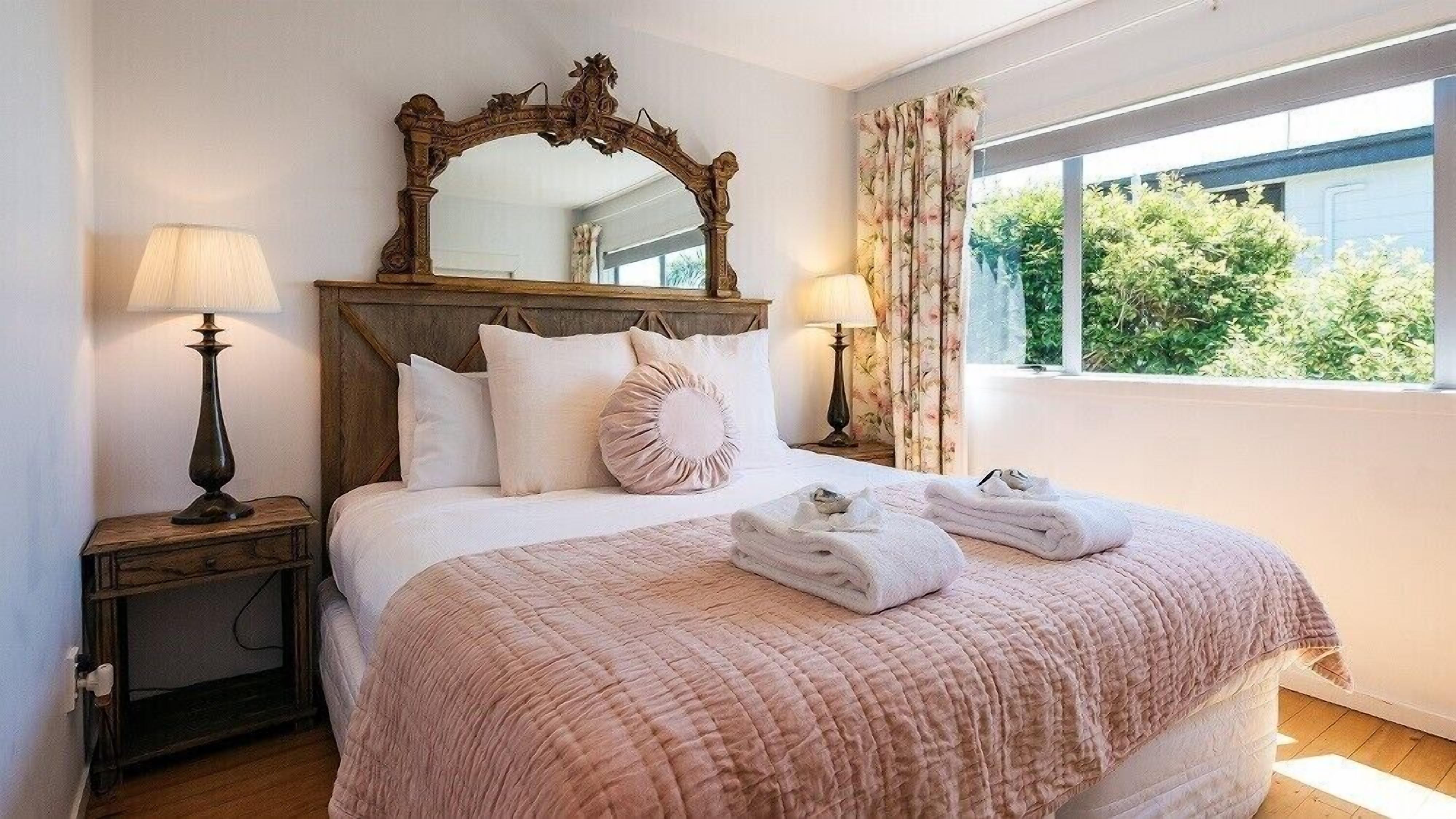 Cottage, 2 phòng ngủ, 2 phòng tắm, quang cảnh biển | 2 phòng ngủ, bàn, bàn ủi/dụng cụ ủi quần áo 