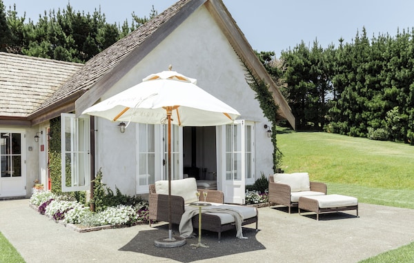 Mudbrick Cottages - Waiheke Island
