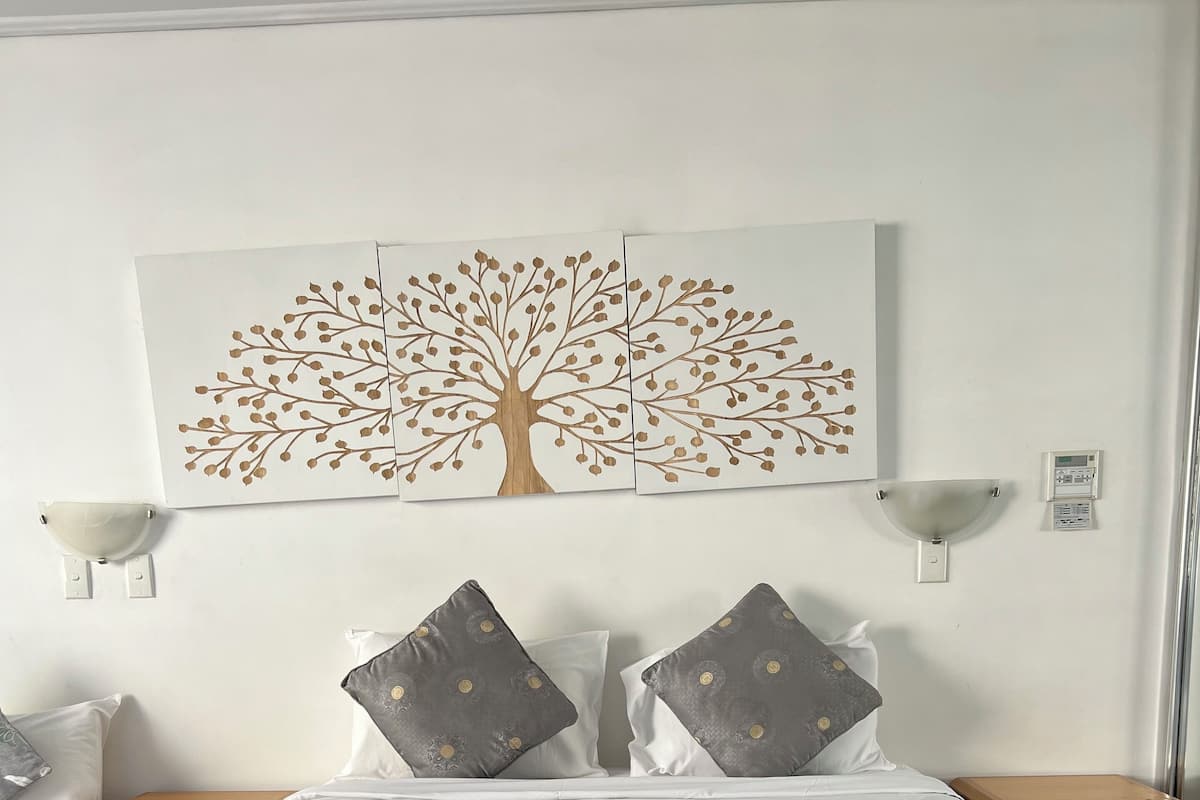 Comfort Studio Suite, Multiple Beds, Non Smoking, Garden View