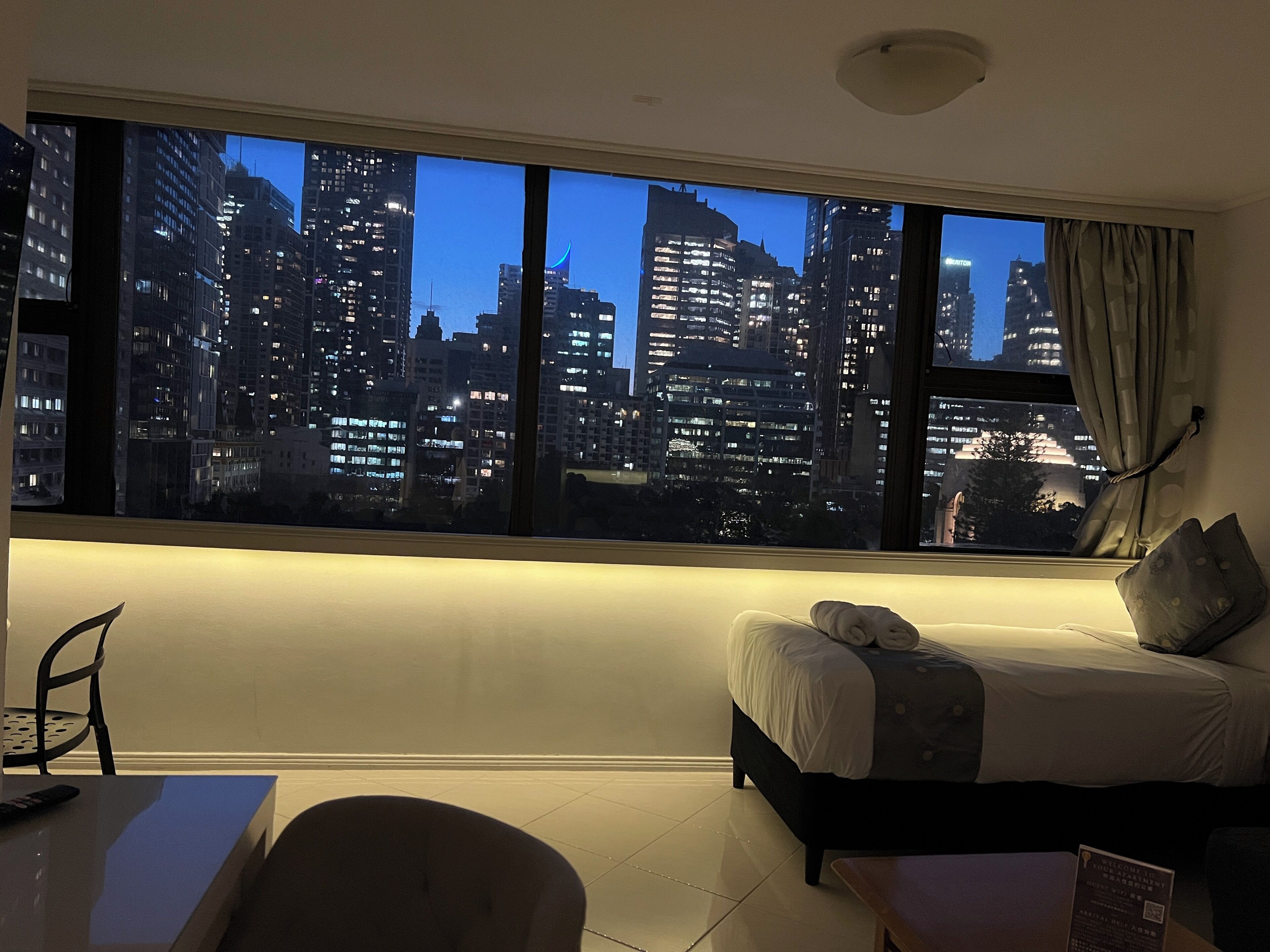 Estudi en suite Comfort, diversos llits, no fumadors, vistes al jardí | Vista de la ciutat