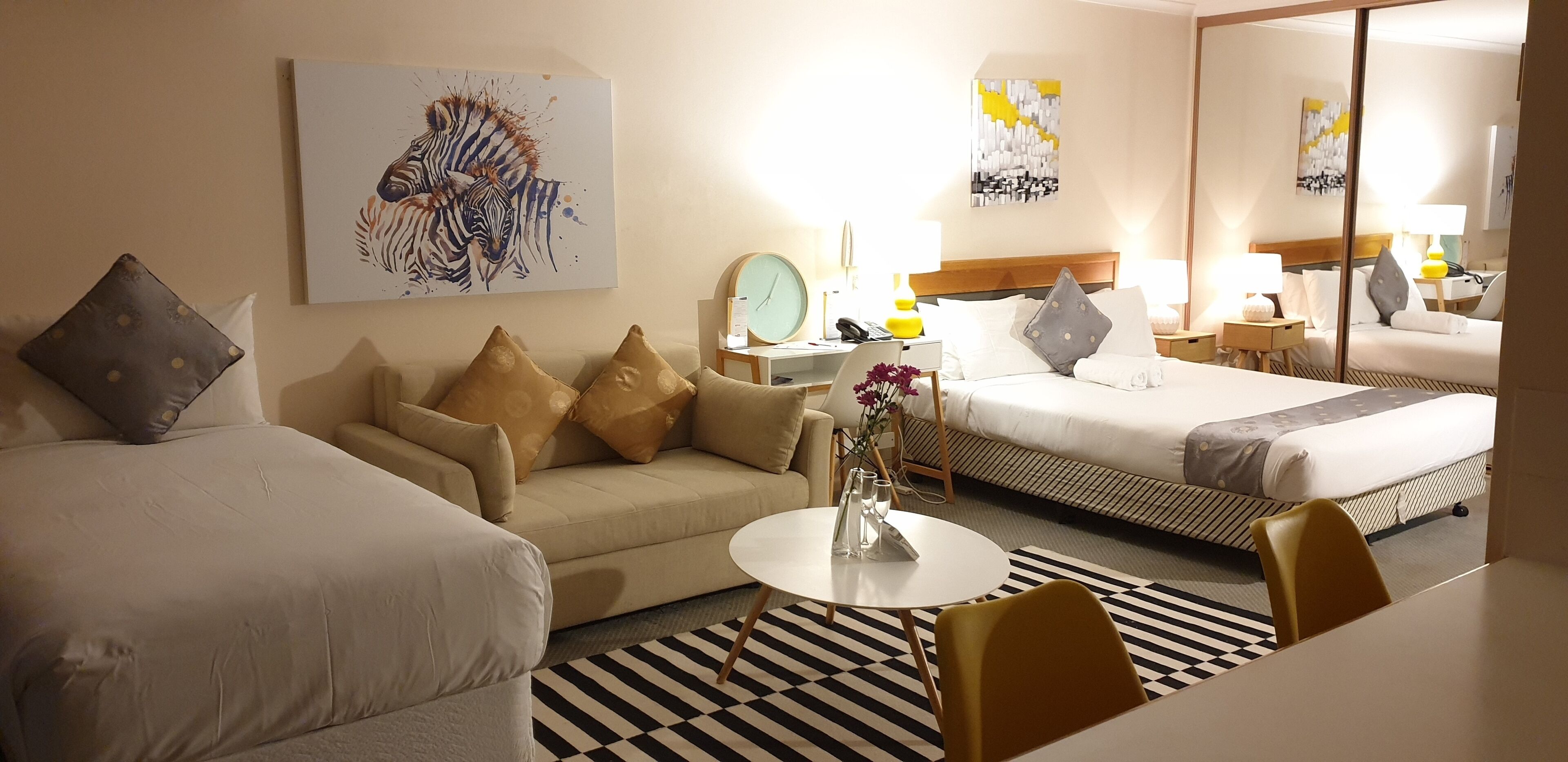 Sydney Hyde Park Paxsafe Apartments — image 6