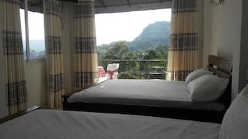 Triple Room, Multiple Beds, Non Smoking | Free WiFi