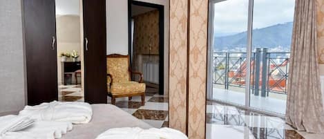 Soundproofing, iron/ironing board, free WiFi, bed sheets