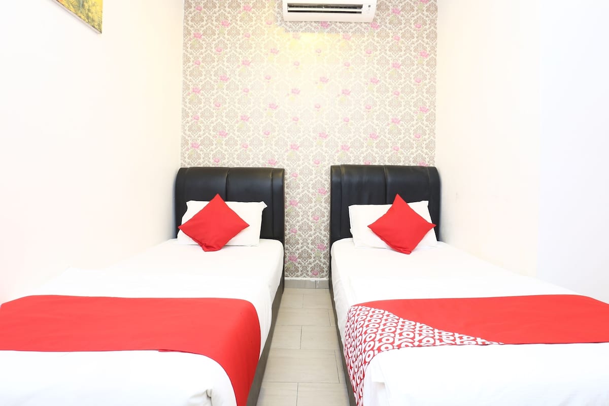 Deluxe Twin kamer, 2 eenpersoonsbedden, niet-roken | Een bureau, gratis wifi, beddengoed