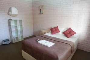 Basic Double Room, 1 Double Bed, Shared Bathroom