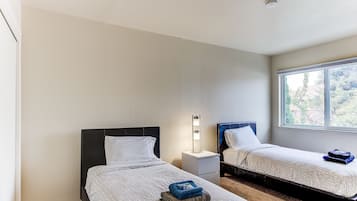 Apartment (2 Bedrooms) | 2 Schlafzimmer, Bügeleisen/Bügelbrett, kostenloses WLAN