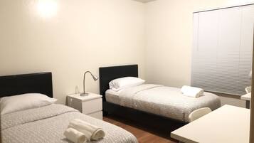 Apartment (2 Bedrooms) | 2 bedrooms, iron/ironing board, free WiFi