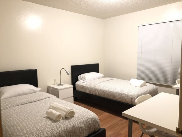 Apartment (2 Bedrooms) | 2 bedrooms, iron/ironing board, free WiFi - Berkeley Apartment 2 Mins Walking to UC Berkeley Extension (Berkeley)