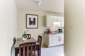Apartment (2 Bedrooms) | Private kitchen
