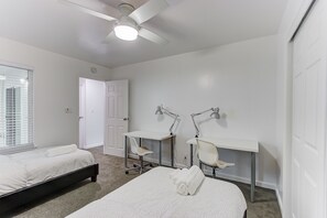 Apartment (2 Bedrooms) | 2 bedrooms, iron/ironing board, free WiFi