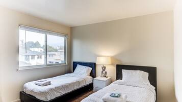 2 habitaciones, tabla de planchar con plancha y wifi gratis