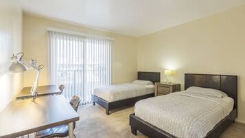 Apartamento (2 Bedrooms) | 2 quartos, ferros/tábuas de passar roupa, Wi-Fi de cortesia