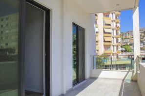 Apartment, 2 Bedrooms | Balcony - Maxi's Apartments (Sarandë)