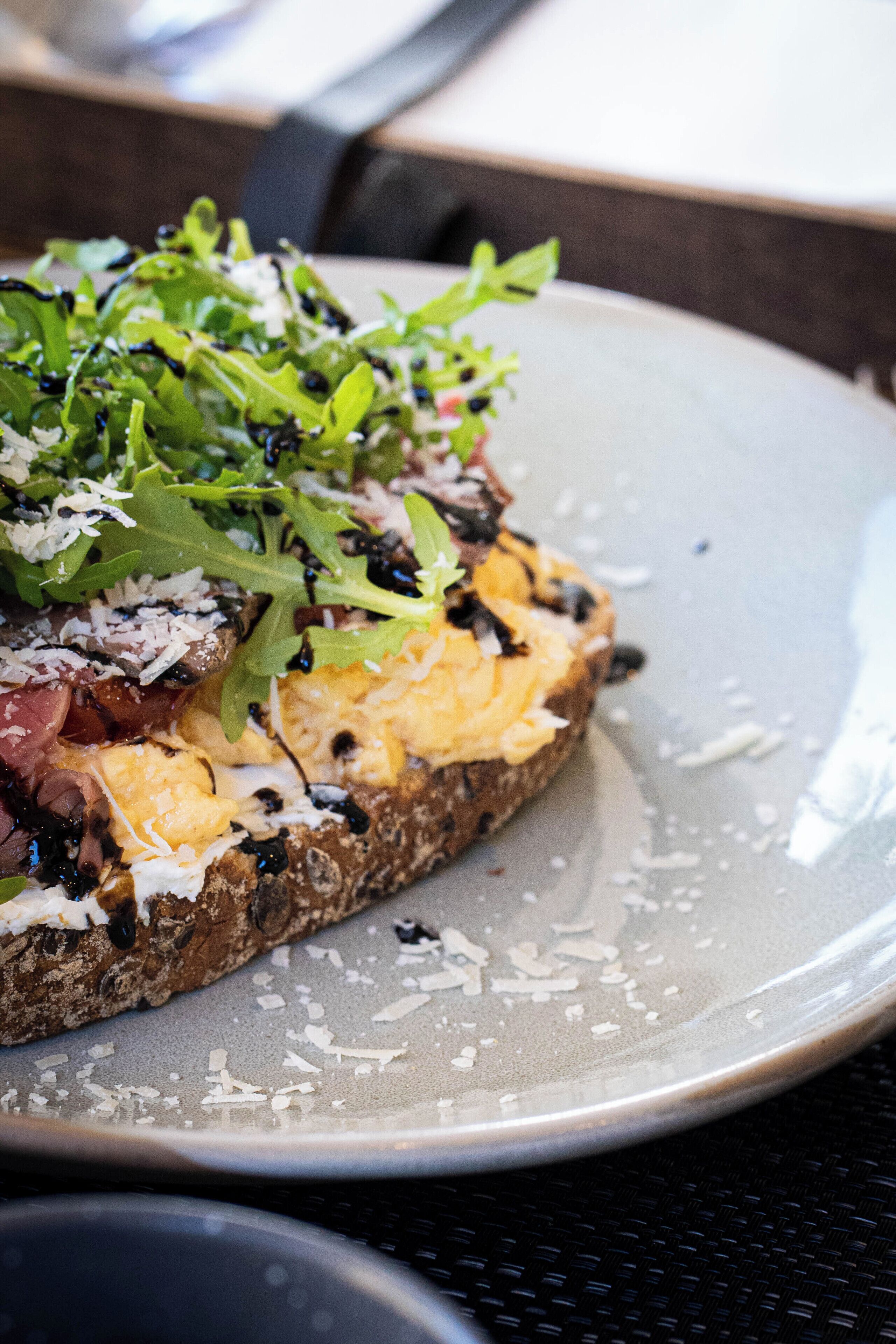 free daily cooked-to-order breakfast