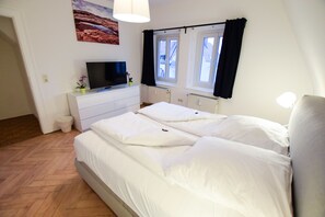 Family Apartment | Desk, free WiFi, bed sheets - Ferienwohnung Ratisbona (Regensburg)