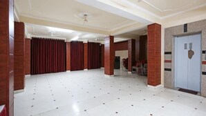 Unclassified image, 2 of 9, button - Hotel Sky Heights (Jaipur)