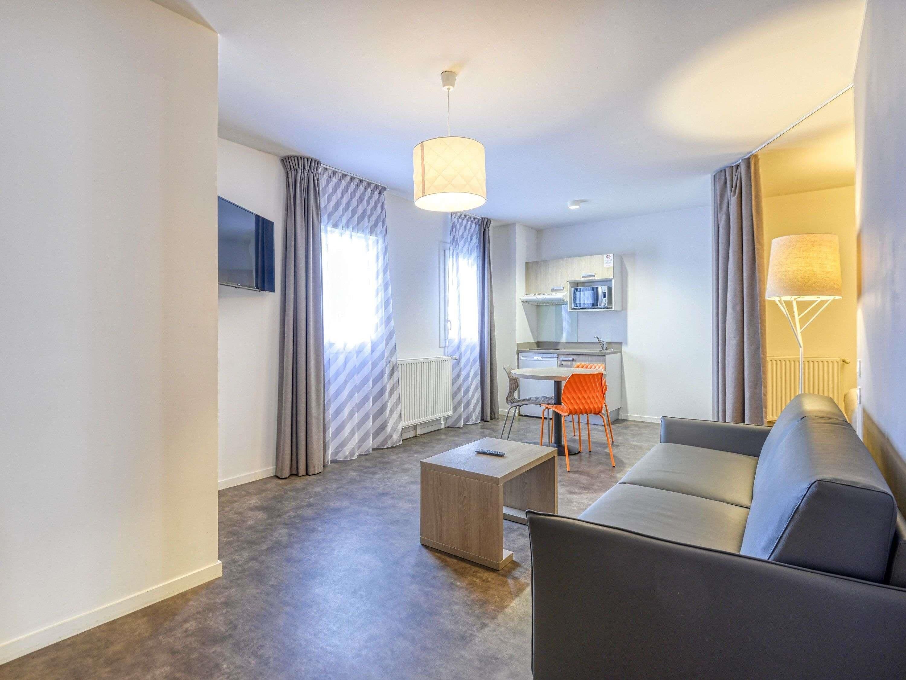 Apartment, 1 Bedroom | Desk, soundproofing, iron/ironing board, free WiFi