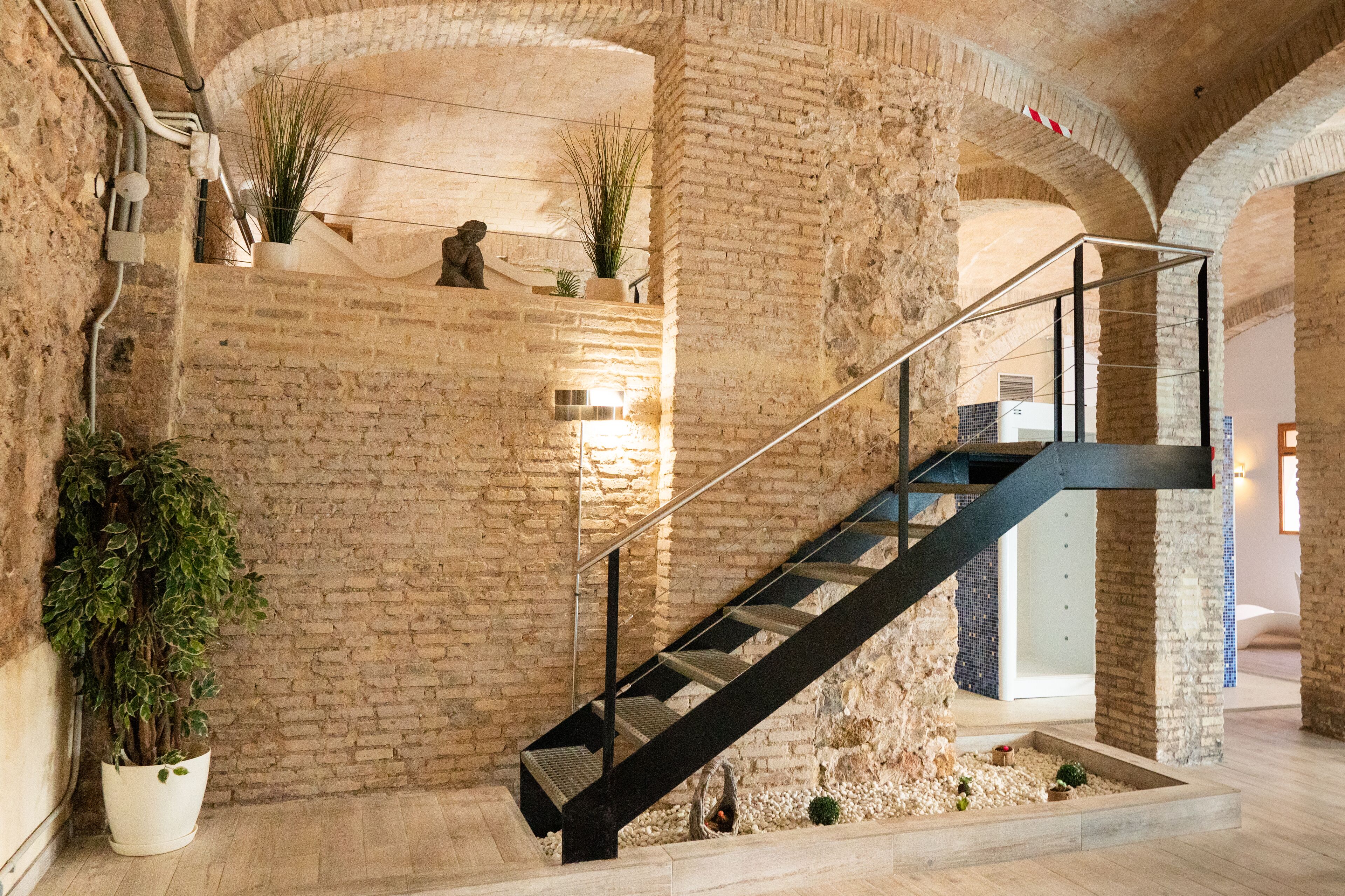 couples treatment room(s), sauna, hot tub, steam room