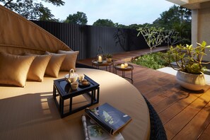 Rose Geranium Luxury Suite