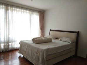 Villa, 5 Bedrooms | 5 bedrooms, free WiFi - Villa Danau 5 Bedroom for 50 pax (Cipanas)