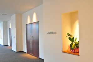 Hallway - Rikuchu Kaigan Grand Hotel (Kamaishi)