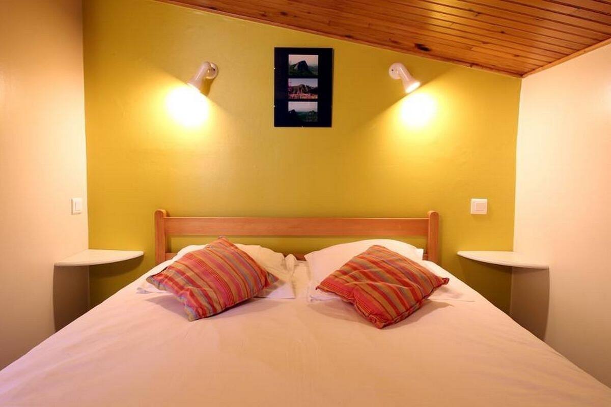 Individually decorated, individually furnished, soundproofing, free WiFi