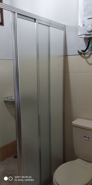 Vila, 3 quartos | Banheiro | Chuveiro 