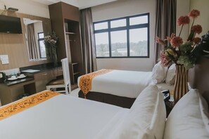 Free WiFi, bed sheets, wheelchair access