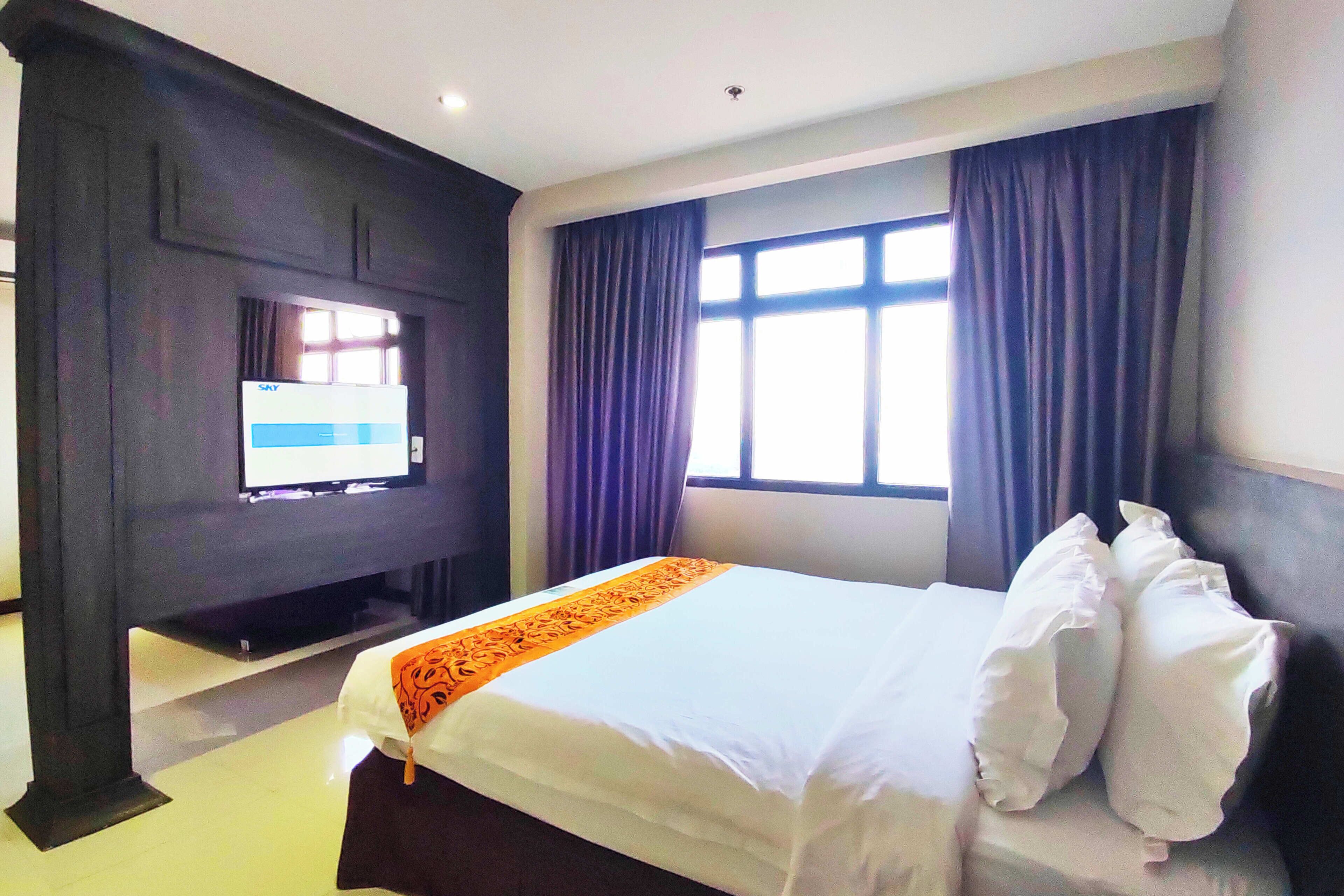 Executive Suite | Free WiFi, bed sheets