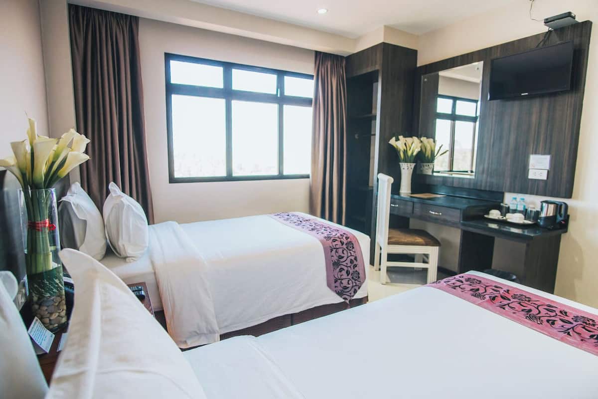 WiFi (free), bed sheets