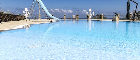 Seasonal outdoor pool