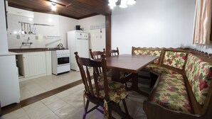 Maison | Restauration dans la chambre