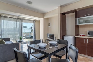 Private kitchen - Elvita Apartments 2 (Athens)