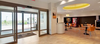 Motel 6 Austin, TX - Airport