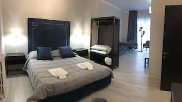 Apartment, 1 Queen Bed with Sofa bed | 1 bedroom, free WiFi, bed sheets