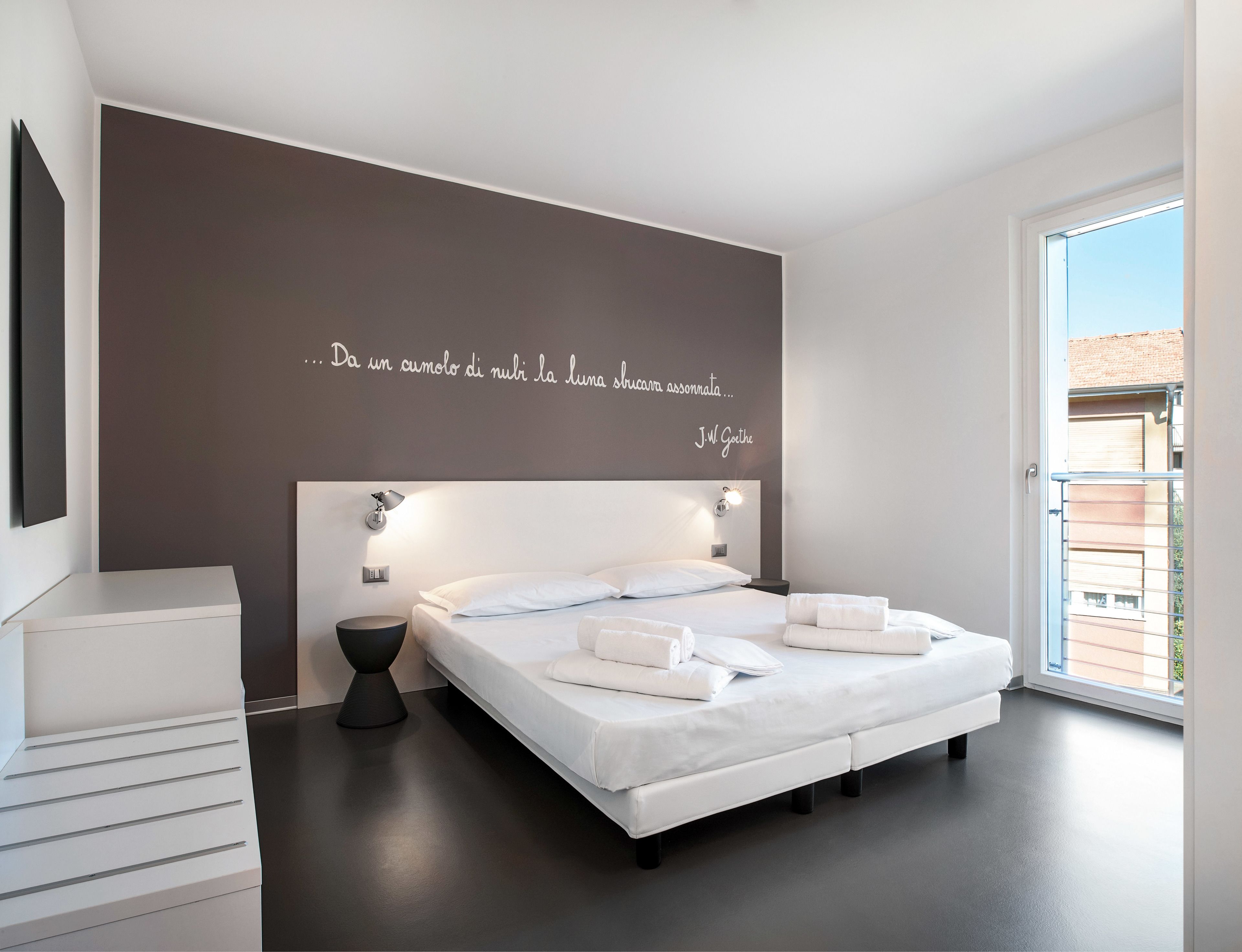 Apartment, 1 Schlafzimmer (1-3 Pax) | Hochwertige Bettwaren, Schreibtisch, schallisolierte Zimmer