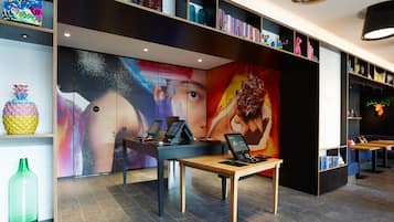 Mostrador de check-in y check-out