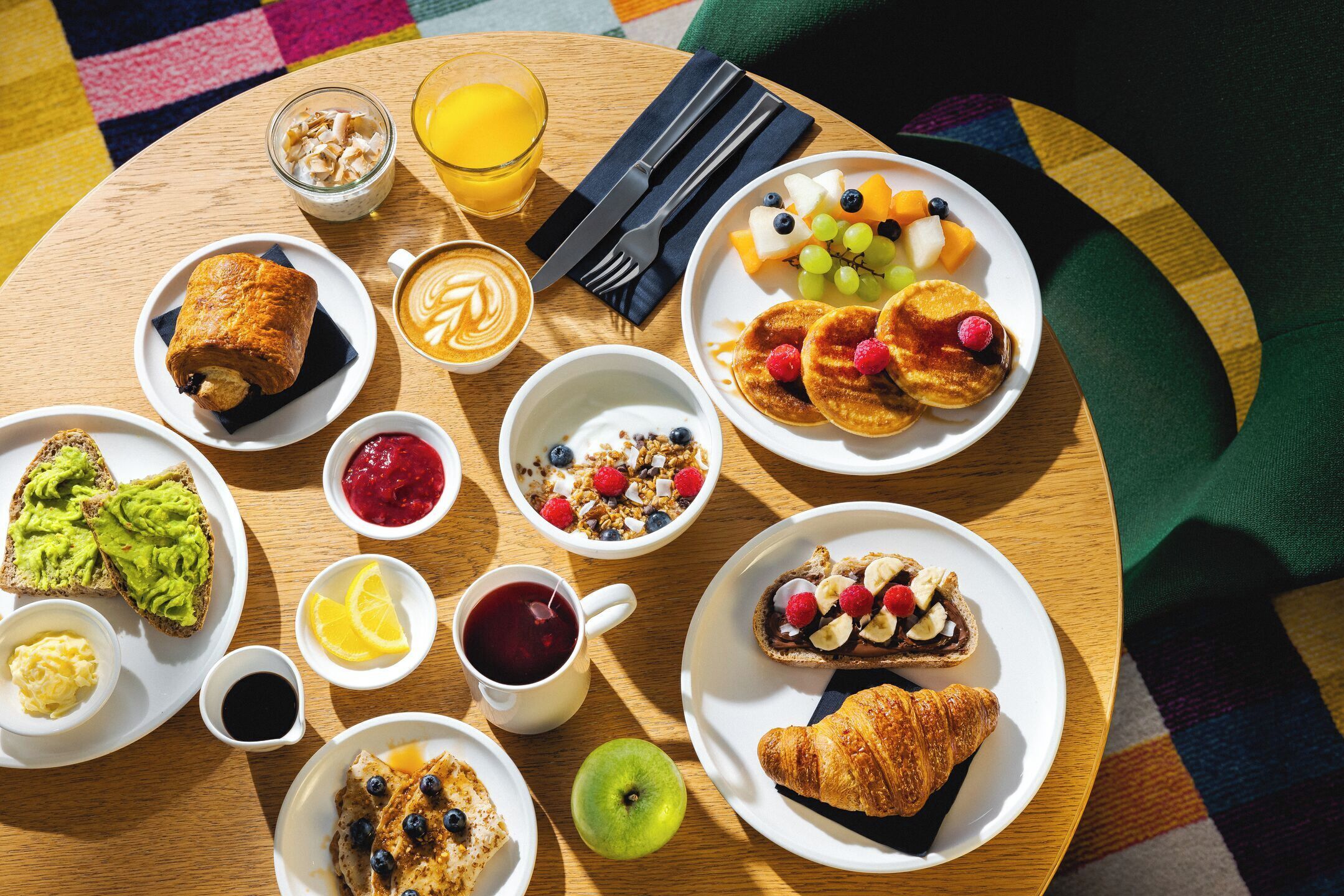Daily buffet breakfast for a fee