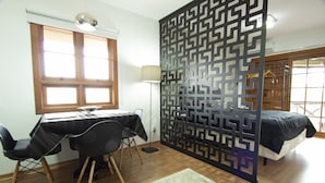 Appartement, 1 lit double, non-fumeur | Restauration dans la chambre