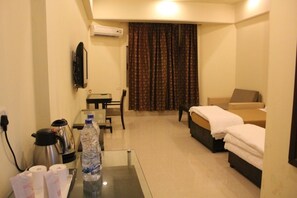 Standard-Doppelzimmer, barrierefrei, Gartenblick