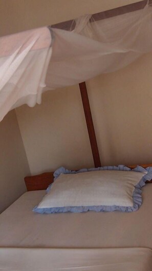 Apartment | 2 bedrooms, iron/ironing board, free WiFi, bed sheets - The White House (Kampala)