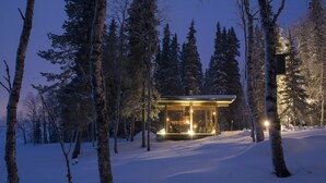 Unclassified image, 2 of 14, button - Villa Vuosselinranta (Kuusamo)