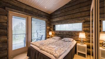 Villa, Multiple Beds