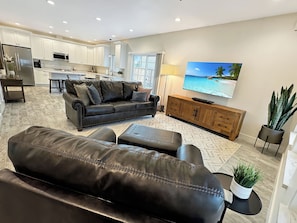 Svit Premium (11) | Vardagsrum | LED-tv, Netflix, Hulu och golvvärme