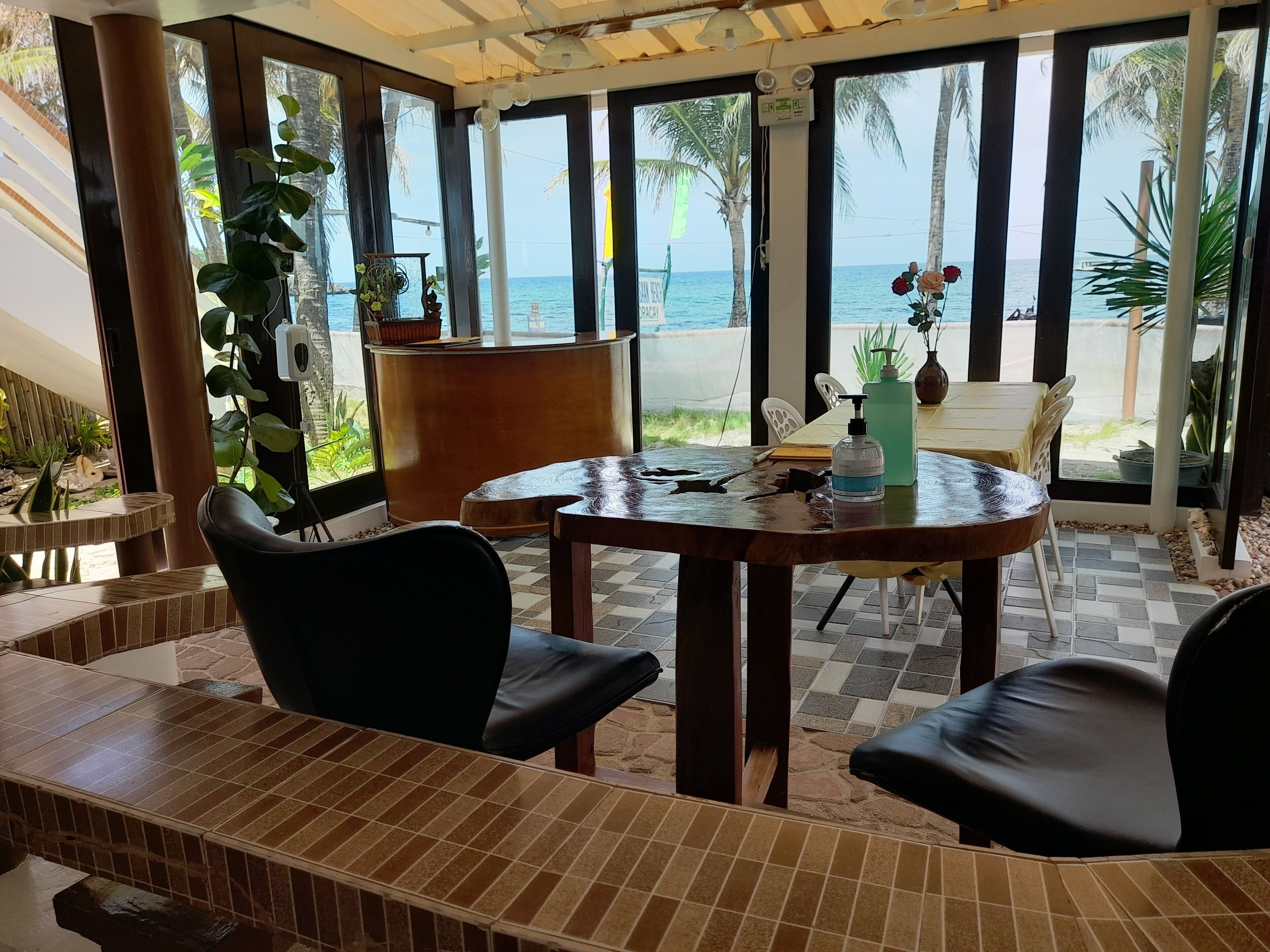 Foto - Marnin's Place