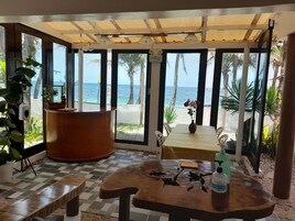 Mostrador de check-in y check-out