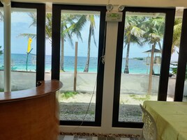 Sala de estar en el lobby